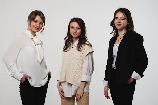 Women at SDH - 01